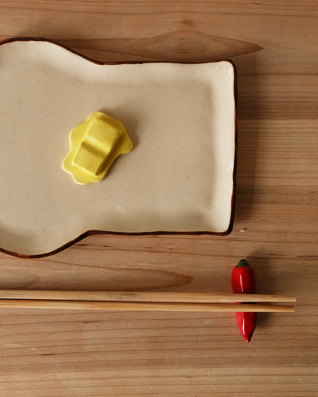 Chilli Chopstick Rest