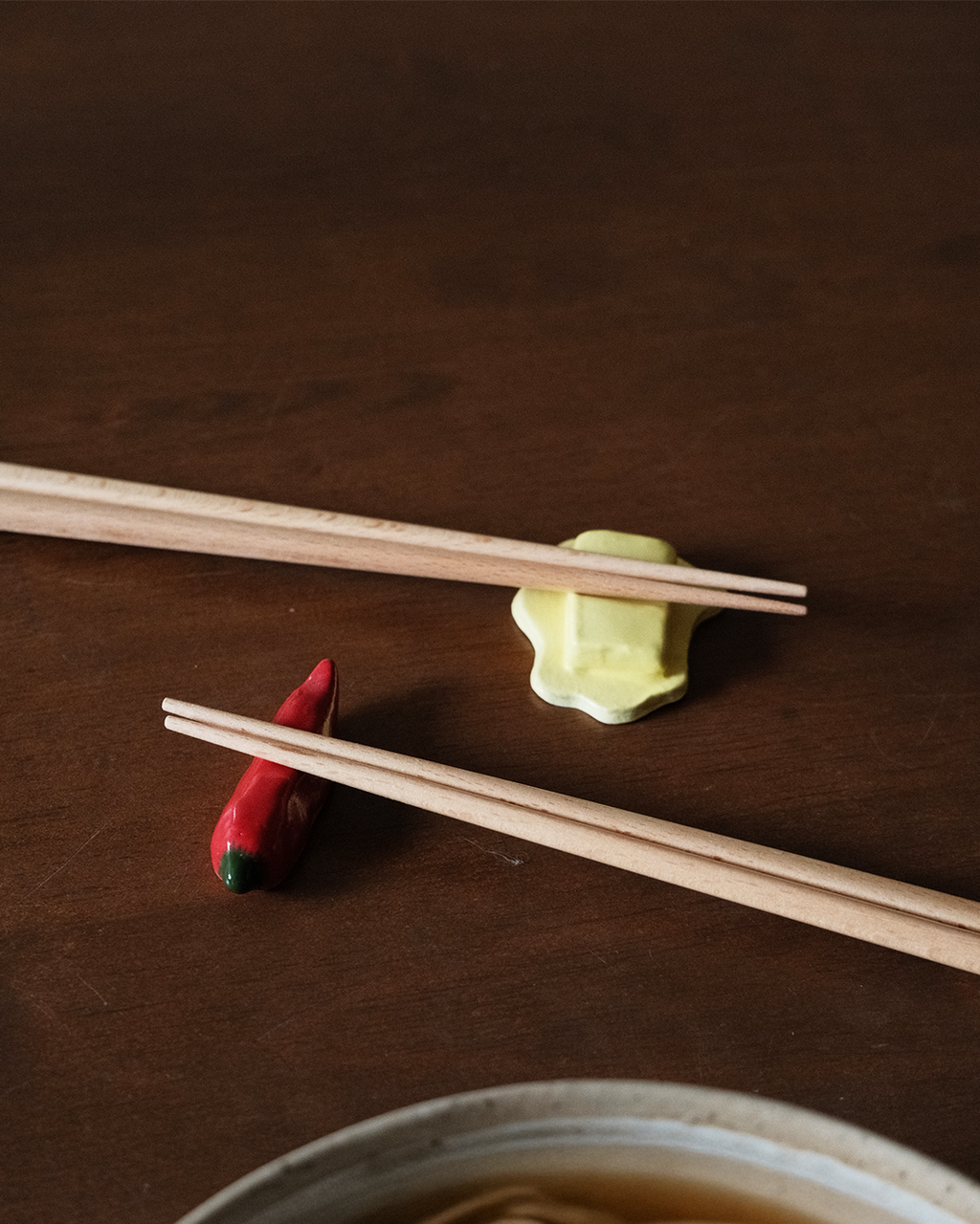 Chilli Chopstick Rest